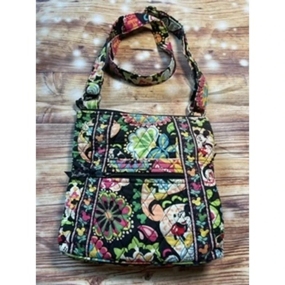 Vera Bradley‎ Disney Mickey Mouse Paisley Celebration Quilted Hipster Crossbody